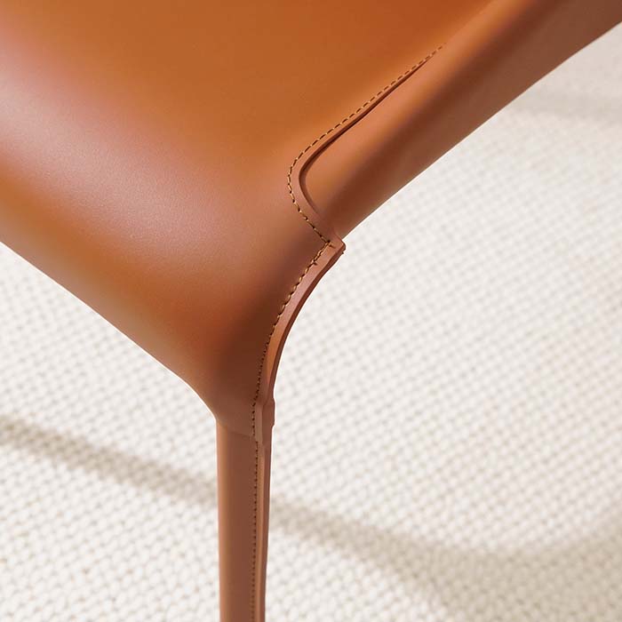 Italian Minimalist Saddle Leather Upholstered Curved Backrest Dining Chair