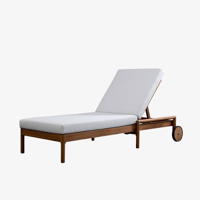 Outdoor Adjustable Lounger with Cushion